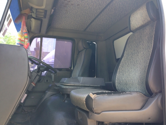 HINO  FF1J  สมอทอง ปี 2545  ตู้ 10 บาน  ยาว 7.20 เมตร เครื่อง 220 แรง