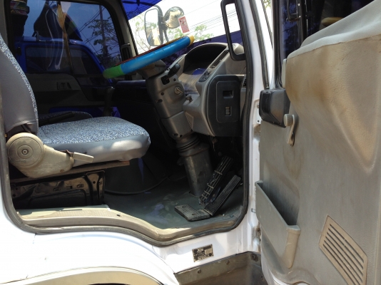 HINO  FC4J  สมอเงิน  ปี 2542  ยาว 5.50 เมตร เครื่อง 140 แรง  กะบะคาร์โก้ต่อใหม่ทั้งลูก
