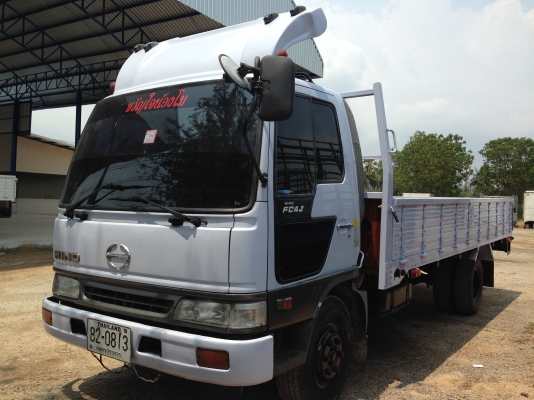 HINO  FC4J  สมอเงิน  ปี 2542  ยาว 5.50 เมตร เครื่อง 140 แรง  กะบะคาร์โก้ต่อใหม่ทั้งลูก