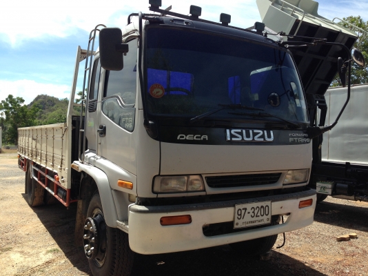 ISUZU  DECA  เครื่อง 195 แรง  ยาว 6.10 เมตร  กะบะคาร์โก้