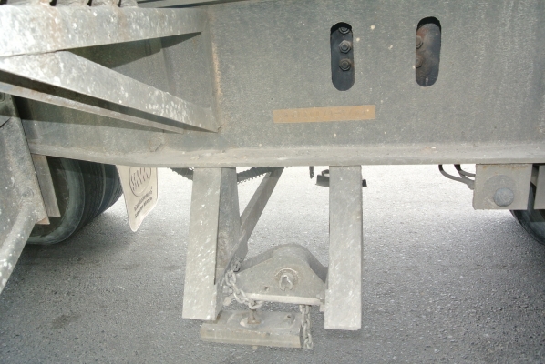 SMM สามเพลาดั้ม  ยางเพิ่งเปลี่ยนมาใหม่เป็นยางเรเดียล 6 เส้นค่ะ