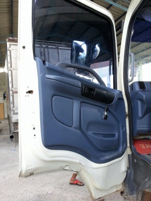 รถฮีโน่ 6 ล้อดั้ม FC9J 150 แรงม้า ปี 52  ( รถวิ่ง 9x,xxx กม. )  สนใจติดต่อ  081 - 6079515