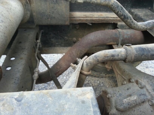 รถฮีโน่ 6 ล้อดั้ม FC9J 150 แรงม้า ปี 52  ( รถวิ่ง 9x,xxx กม. )  สนใจติดต่อ  081 - 6079515