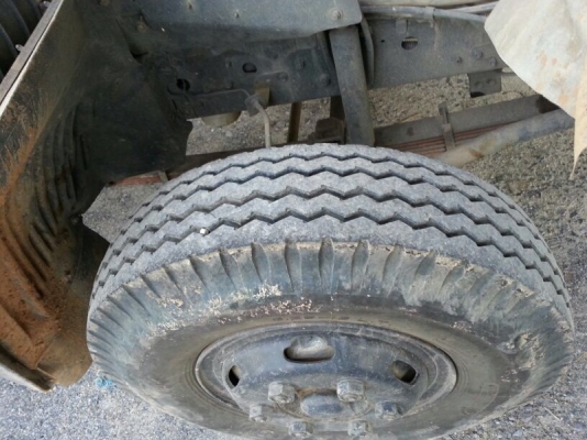 รถฮีโน่ 6 ล้อดั้ม FC9J 150 แรงม้า ปี 52  ( รถวิ่ง 9x,xxx กม. )  สนใจติดต่อ  081 - 6079515