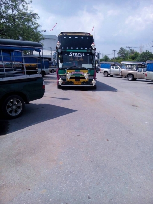 ขายรถบัส 10 เมตร ด่วน (ทรงชั้นครึง)