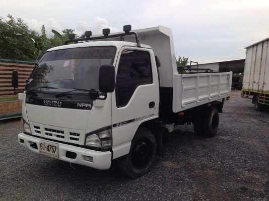 6ล้อดั้มอีซูซุNPR/130HP