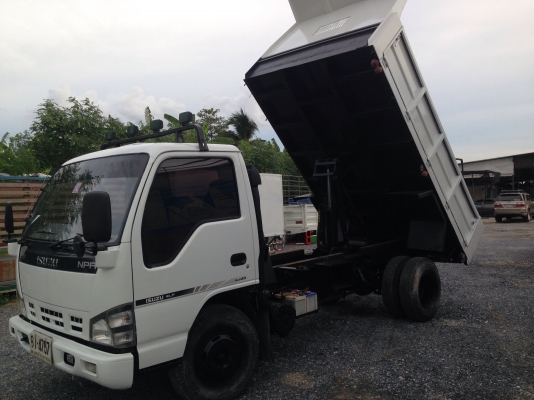 6ล้อดั้มอีซูซุNPR/130HP