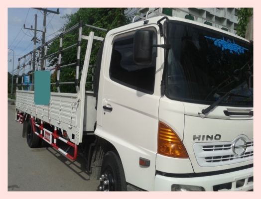 กระบะรั่วใหม่สวยพร้อมใช้งาน เจ้าของกำลังจะยกลงจากรถอีโน่ 500  ความยาว 5.6 ม