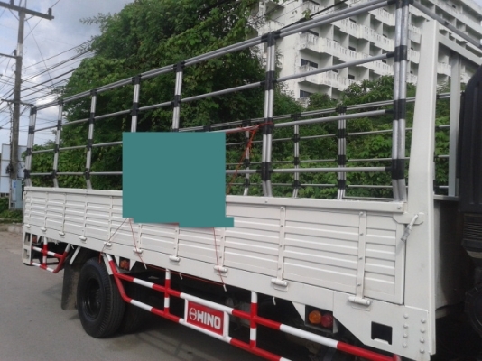 กระบะรั่วใหม่สวยพร้อมใช้งาน เจ้าของกำลังจะยกลงจากรถอีโน่ 500  ความยาว 5.6 ม