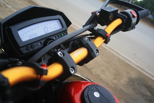 __Dtracker 250 ปี 2010 สีขาว-แดง $ 98,000__ __Dtracker 250 ปี 2010 สีขาว-แดง $ 98,000__