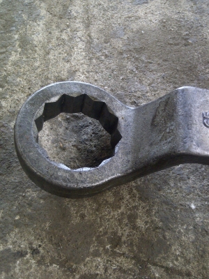 ขาย...ประแจแหวนเบอร์65