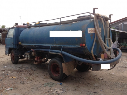 ขายรถบรรทุกนํ้า 6 ล้อ   ISUZU   พร้อมใช้