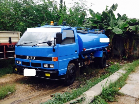 ขายรถบรรทุกนํ้า 6 ล้อ   ISUZU   พร้อมใช้