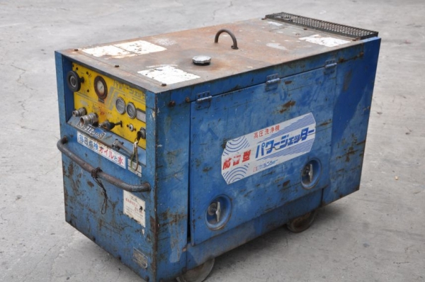 ขายเครื่องฉีดน้ำแรงดัดสูง3สูบKUBOTA อุปกรณ์ครบ สวยเดิมจากญี่ปุ่น ยังไม่เคยใช้ในไทย 45,000เท่านั้น