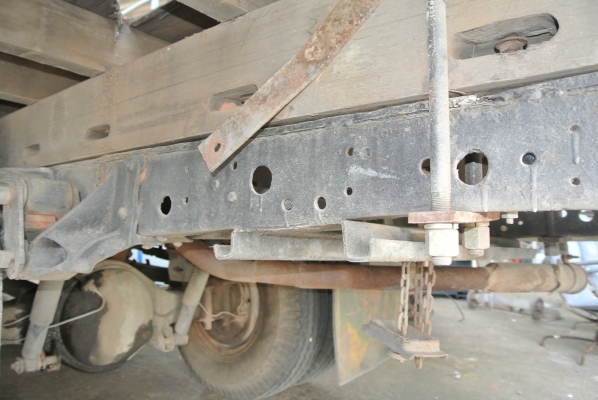 ISUZU NKR เฉพาะหัวคัซซี