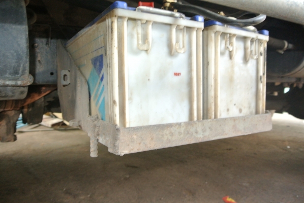 ISUZU NKR เฉพาะหัวคัซซี