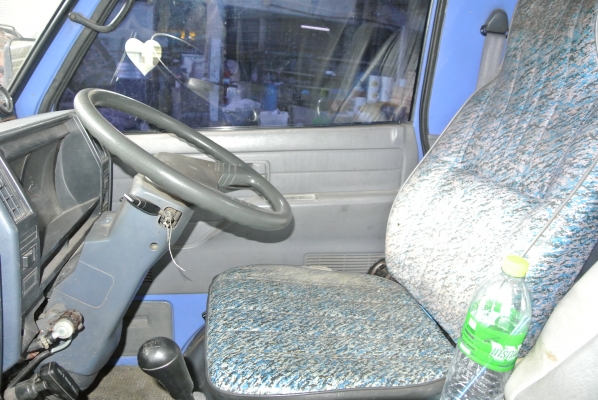 ISUZU NKR เฉพาะหัวคัซซี