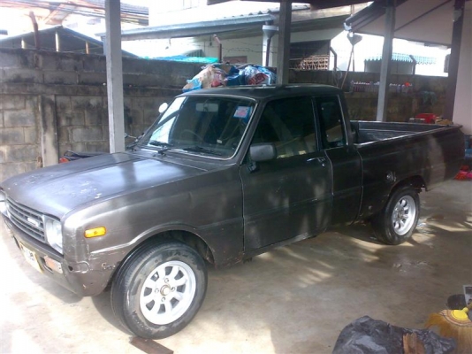 ขายมาสด้า 1300 ติดแก๊สครับ