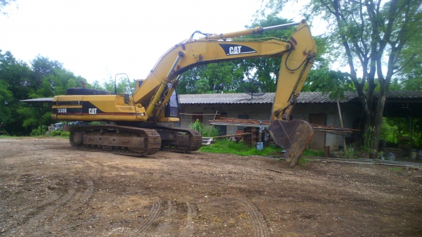รถแบคโฮ CAT 330 B รุ่นอาร์มพิเศษ รถทำงานดี มีเอกสารอินวอยล์ ช่วงล่างสวยเต็มร้อย.