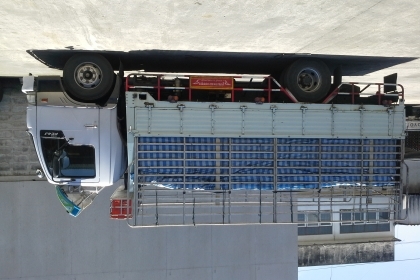 ขายหกล้อ  ด่วน