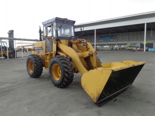 ขายรถตัก KOMATSU 510 มีหลายคันให้เลือก ราคาถูก 089-8531812 /053-795101-2 ขายรถตัก KOMATSU 510 มีหลายคันให้เลือก ราคาถูก 089-8531812 /053-795101-2