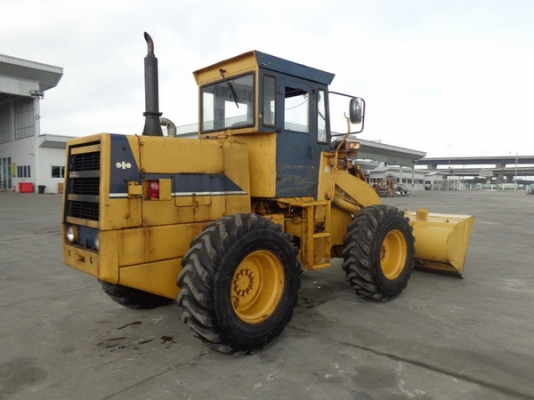 ขายรถตัก KOMATSU 510 มีหลายคันให้เลือก ราคาถูก 089-8531812 /053-795101-2 ขายรถตัก KOMATSU 510 มีหลายคันให้เลือก ราคาถูก 089-8531812 /053-795101-2