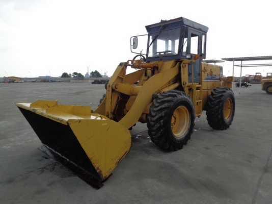 ขายรถตัก   KOMATSU 510  มีหลายคันให้เลือก ราคาถูก 089-8531812  /053-795101-2