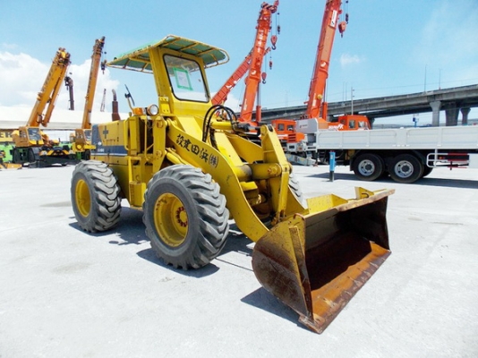 ขายรถตัก KOMATSU 510 มีหลายคันให้เลือก ราคาถูก 089-8531812 /053-795101-2 ขายรถตัก KOMATSU 510 มีหลายคันให้เลือก ราคาถูก 089-8531812 /053-795101-2