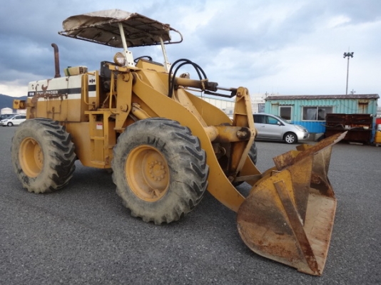 ขายรถตัก   KOMATSU 510  มีหลายคันให้เลือก ราคาถูก 089-8531812  /053-795101-2