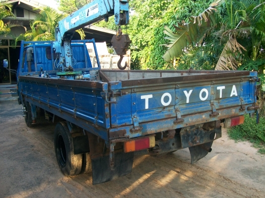 ขายรถ 6 ล้อติดเครน