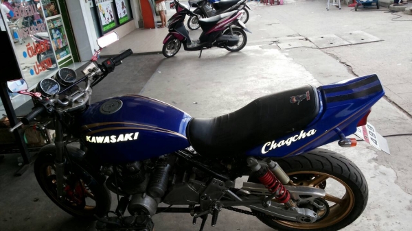 ขายkawazaki ซับไฟล์ 400 ทะเบียนแท้ เครื่องดีทำมาแล้ว คาบูต้องเปลียน ภาษีเต็ม 45000 0811160919