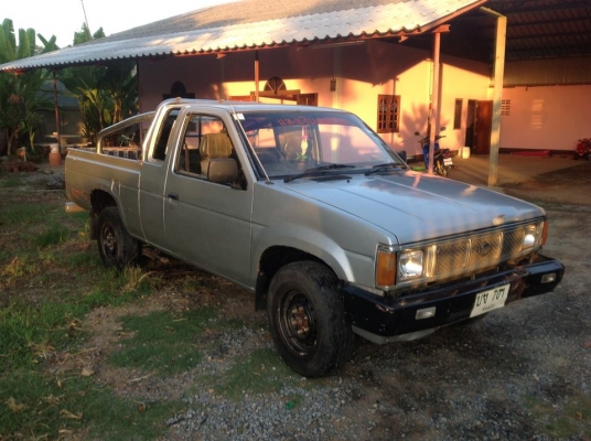 NISSAN BIG M 2500TD