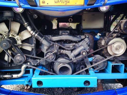 ขายรถบัส 8 ล้อ วีไอพี สภาพสวย เครื่อง ช่วงล่างดี เครื่องเสียงจัดเต็ม