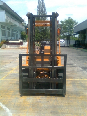 ขาย mitsubishi ขนาด 2.5 ตัน เครื่องยนต์ ดีเซล