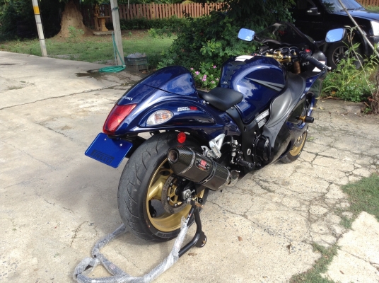 ธารนนทบุรี//ขาย suzuki gsx1300 hayabuza ปี2008 สภาพนางฟ้า ราคา380,000 บาท ส.พ.ม แท้