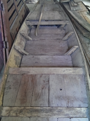 ขายเรื่อเข็มไม้สักทองโบราณ พร้อมใช้งาน