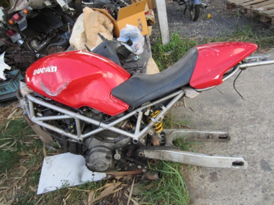 มาแล้วครับ DUCATI M400 จากญี่ปุ่น ขายเป็นอะไหล่ยกชุด 35,000 บาท