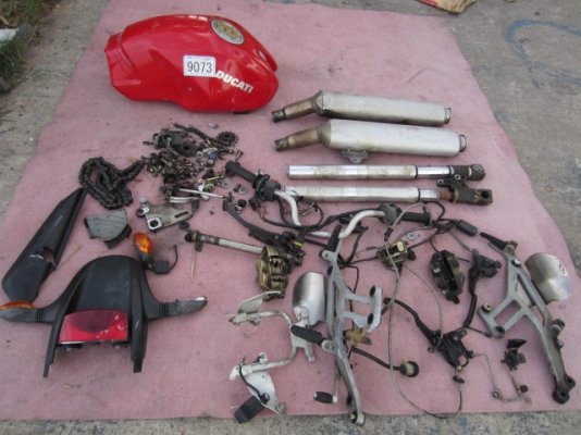 มาแล้วครับ DUCATI M400 จากญี่ปุ่น ขายเป็นอะไหล่ยกชุด 35,000 บาท