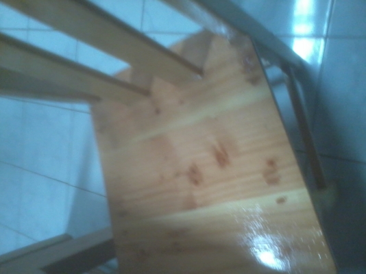 ขายโต๊ะอาหาร ไม้สนอย่างดี  อยู่ จ.ร้อยเอ็ด  ส่งทั่วประเทศ