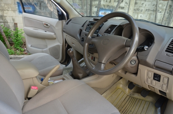 ขาย Toyota Vigo /2006 4 ประตู ดีเซล 3000 เทอร์โบ Prerunner ABS ขาย Toyota Vigo /2006 4 ประตู ดีเซล 3000 เทอร์โบ Prerunner ABS