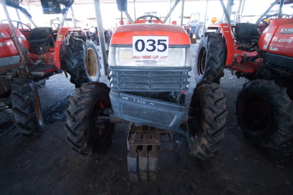 AUC Code 035 แทรกเตอร์ KUBOTA L4508 ราคา เริ่มต้นการประมูล 170,000 บาท