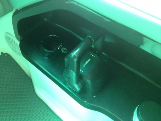 เรือสปีทโบ๊ท Yamaha AR230 สนใจติดต่อ 090-268-2228 เรือสปีทโบ๊ท Yamaha AR230 สนใจติดต่อ 090-268-2228