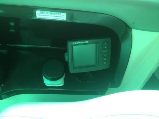 เรือสปีทโบ๊ท Yamaha AR230 สนใจติดต่อ 090-268-2228 เรือสปีทโบ๊ท Yamaha AR230 สนใจติดต่อ 090-268-2228