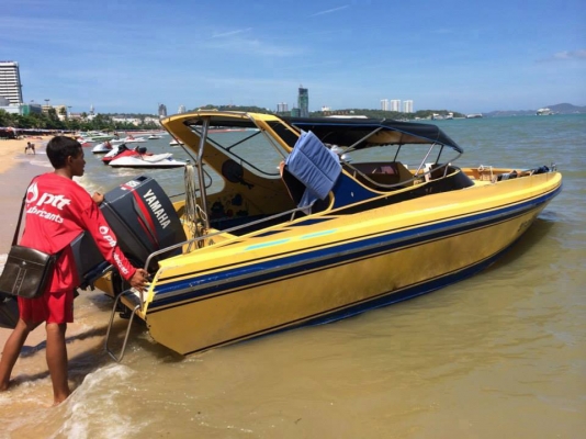 เรือสปีดโบ๊ต Yamaha 85 สนใจติดต่อ 090-268-2228