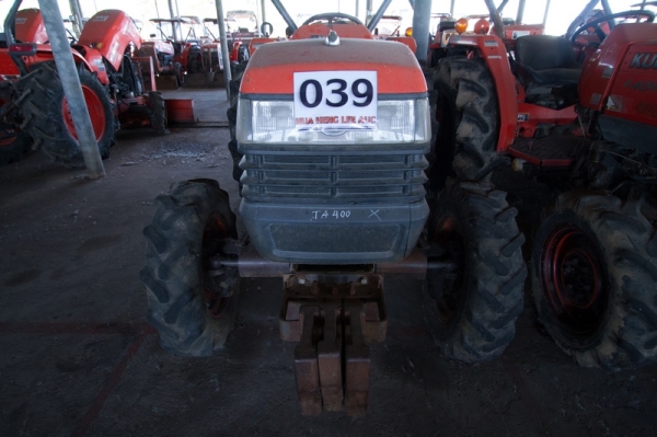 AUC Code 039 แทรกเตอร์ KUBOTA L4508 ราคา เริ่มต้นการประมูล 180,000 บาท