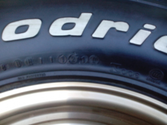 ขายยาง BF all 265/75/16  พร้อมล้อte37x  สภาพนางฟ้าครับ