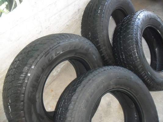 ยาง บริสโตน 245/70R16ปี11 สวยๆ 4 เส้น ราคา 3400 บาท