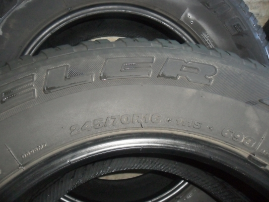 ยาง บริสโตน 245/70R16ปี11 สวยๆ 4 เส้น ราคา 3400 บาท