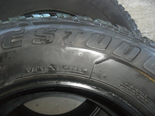 ยาง บริสโตน 245/70R16ปี11 สวยๆ 4 เส้น ราคา 3400 บาท