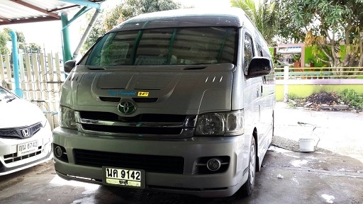 ขายToyota Commuter ปี09 T.0851713153